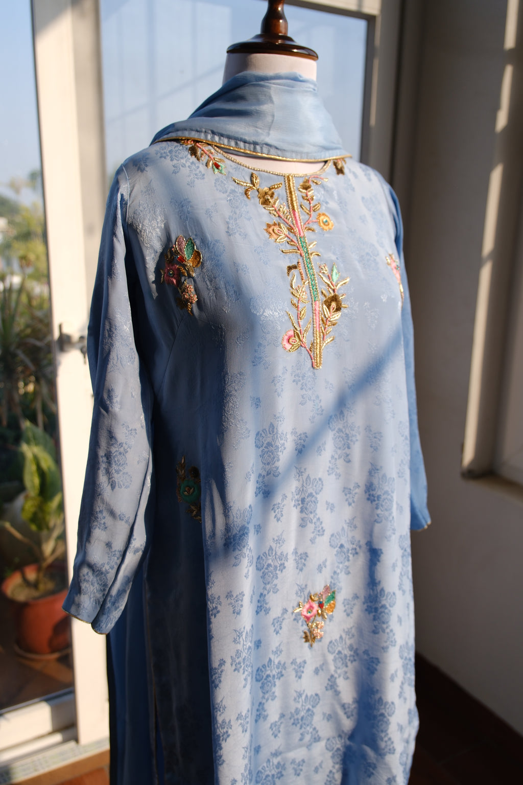 Sky Crepe suit set