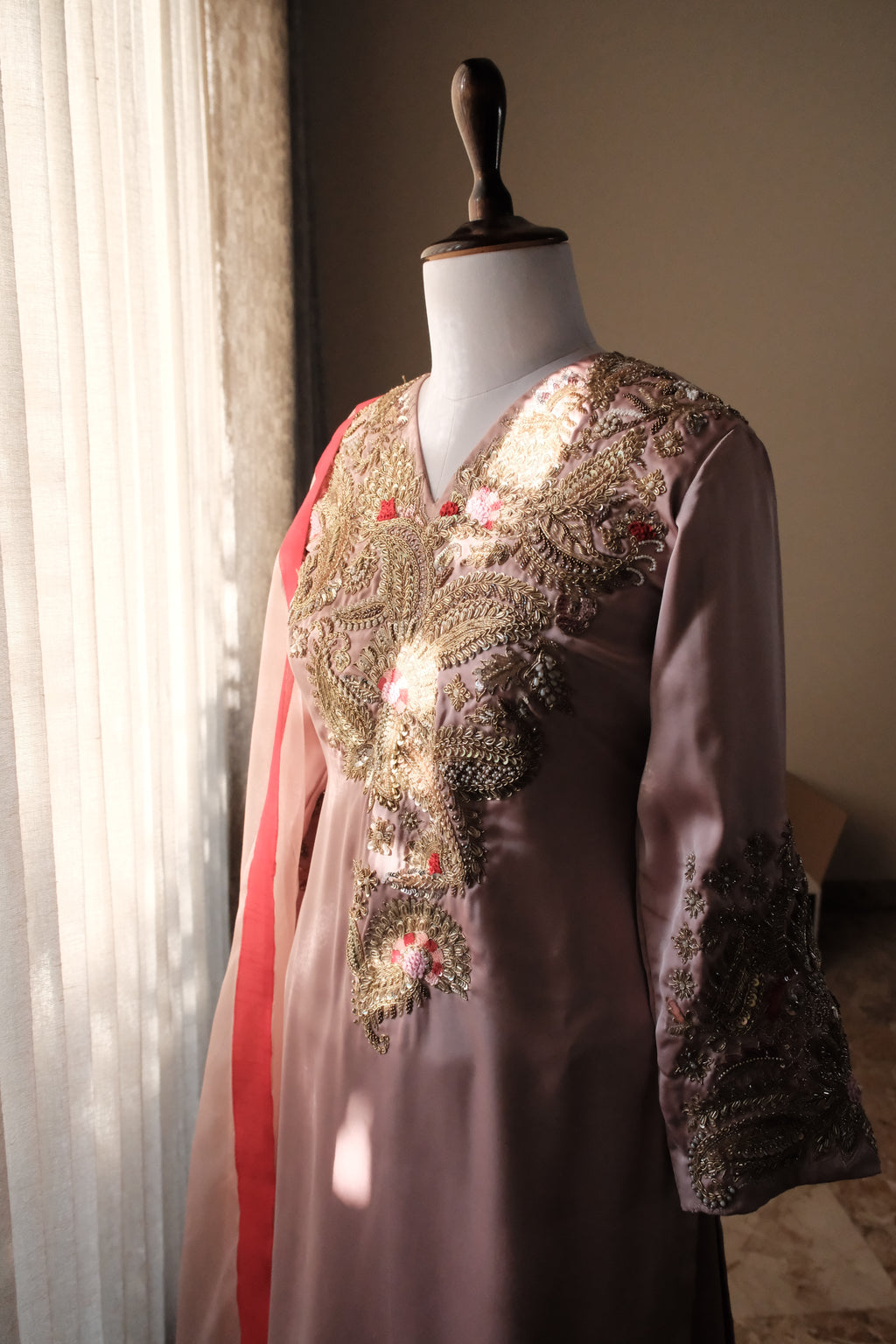 Fabbat neck embroidery set