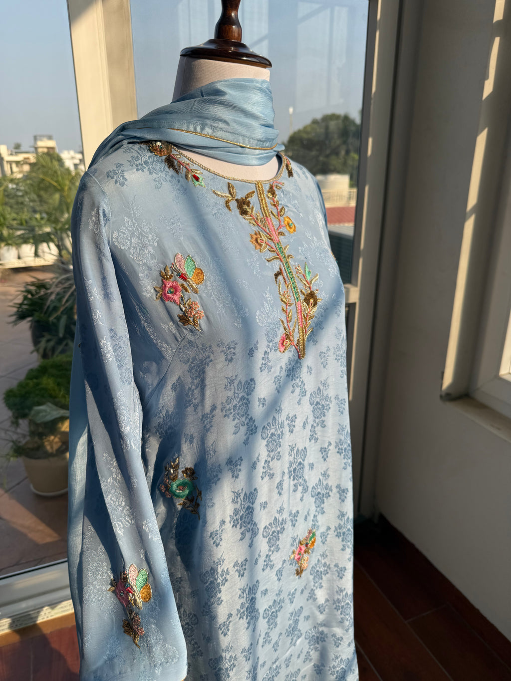 Sky Crepe suit set