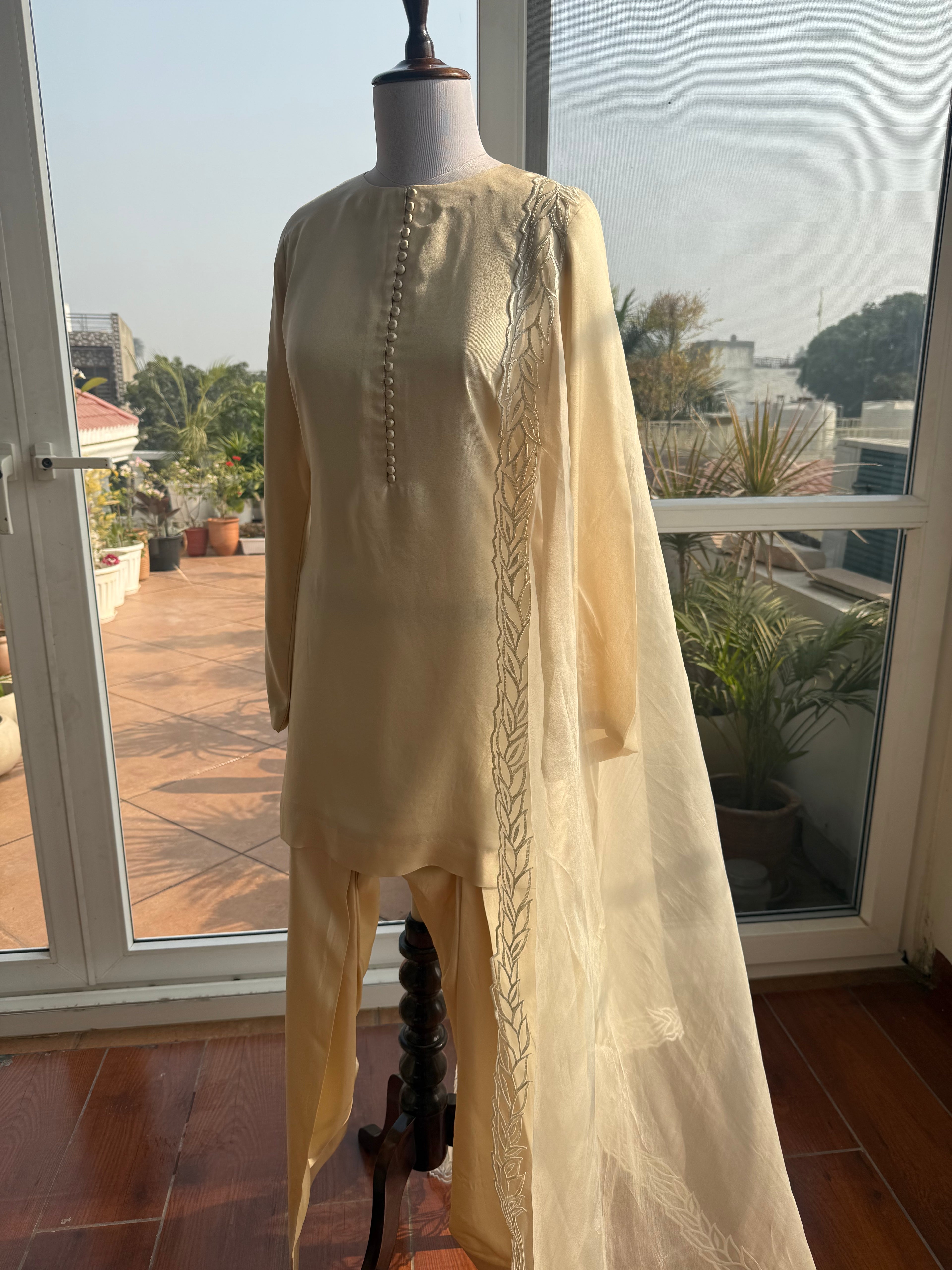 Ivory Farshi Suit Set