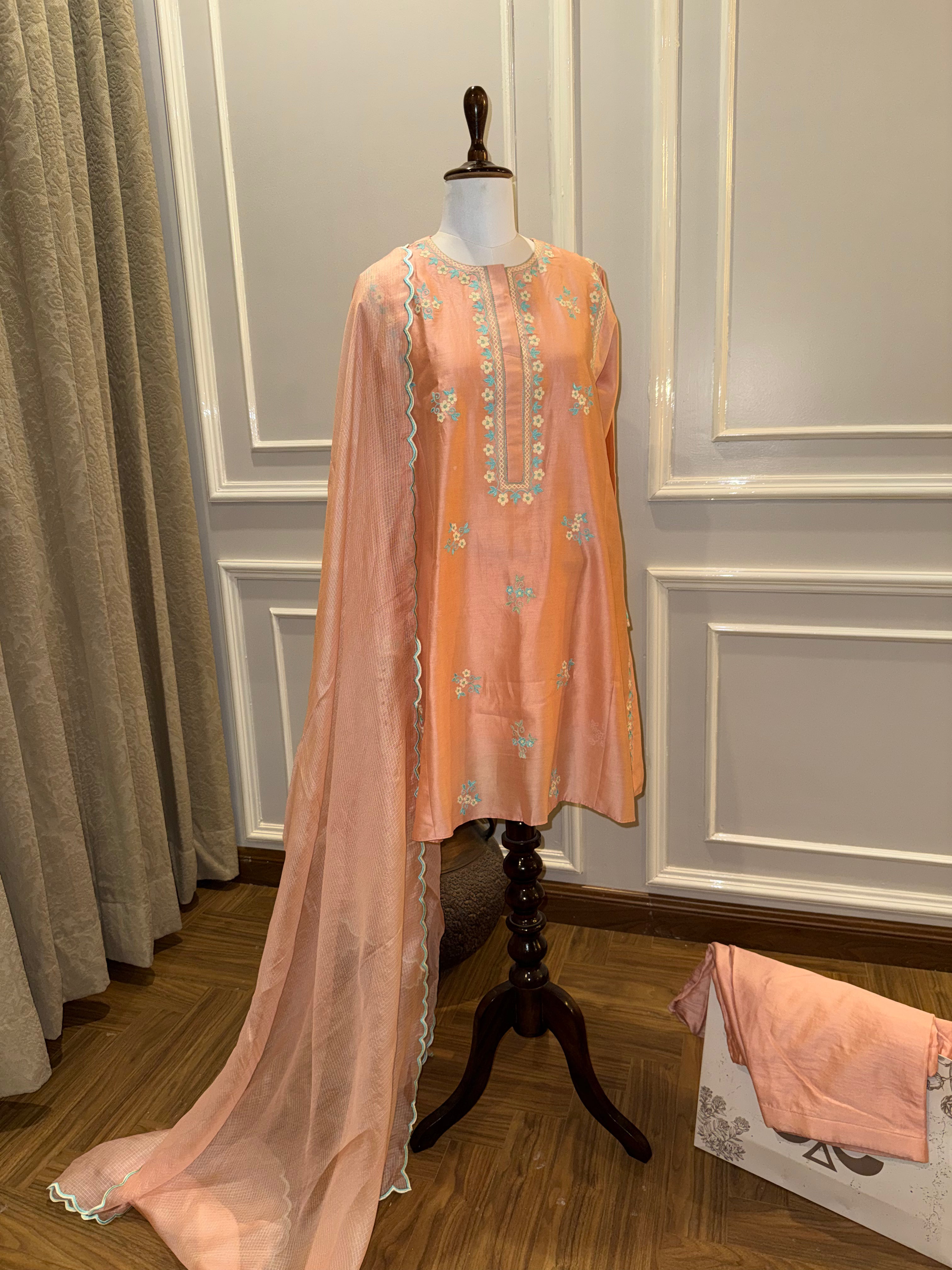 Naar - Chanderi suit set